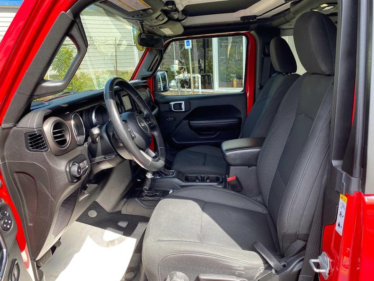 Jeep Wrangler Sport 4WD 2019