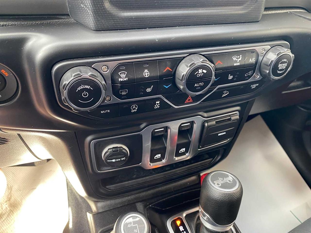Jeep Wrangler Sport 4WD 2019