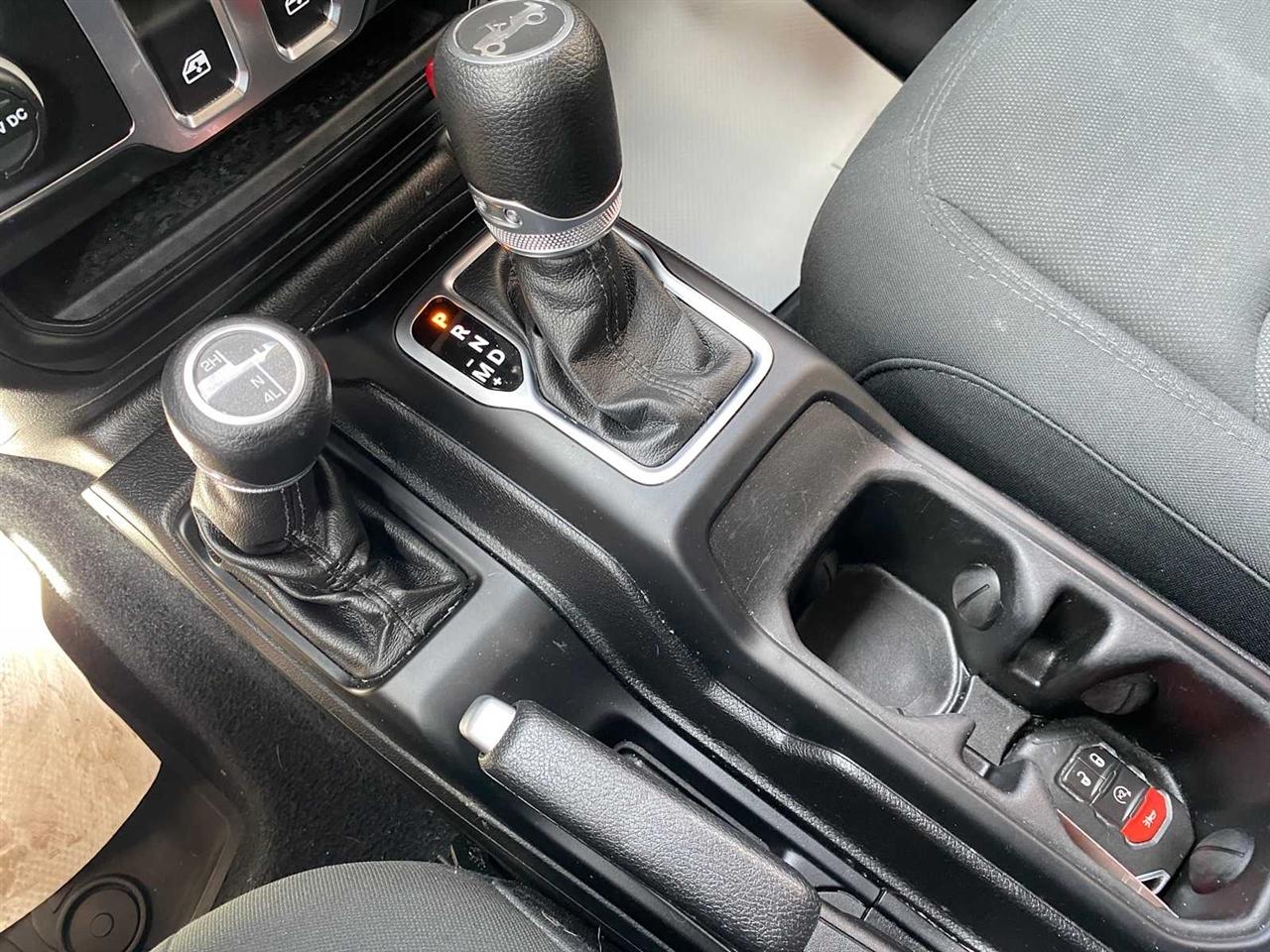 Jeep Wrangler Sport 4WD 2019