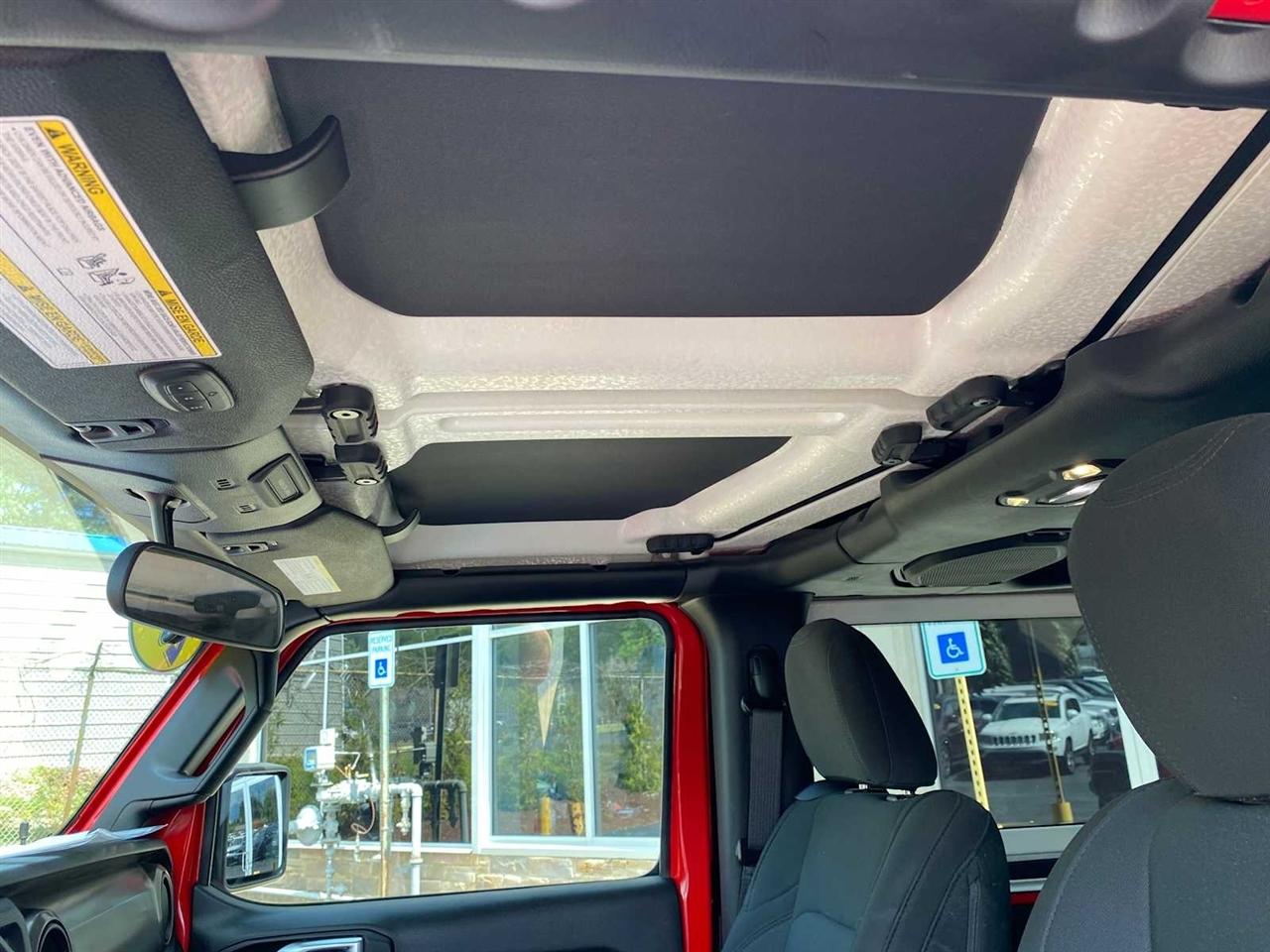 Jeep Wrangler Sport 4WD 2019