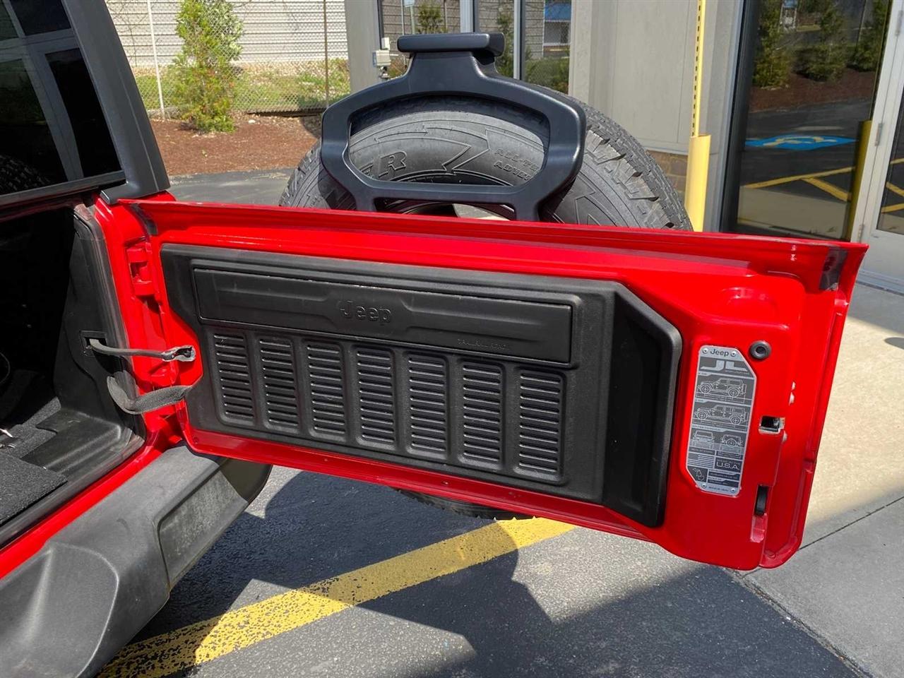 Jeep Wrangler Sport 4WD 2019