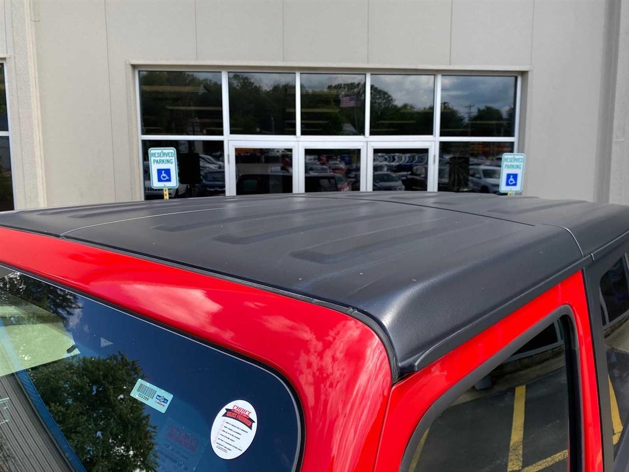 Jeep Wrangler Sport 4WD 2019