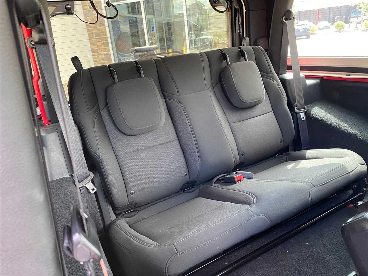 Jeep Wrangler Sport 4WD 2019