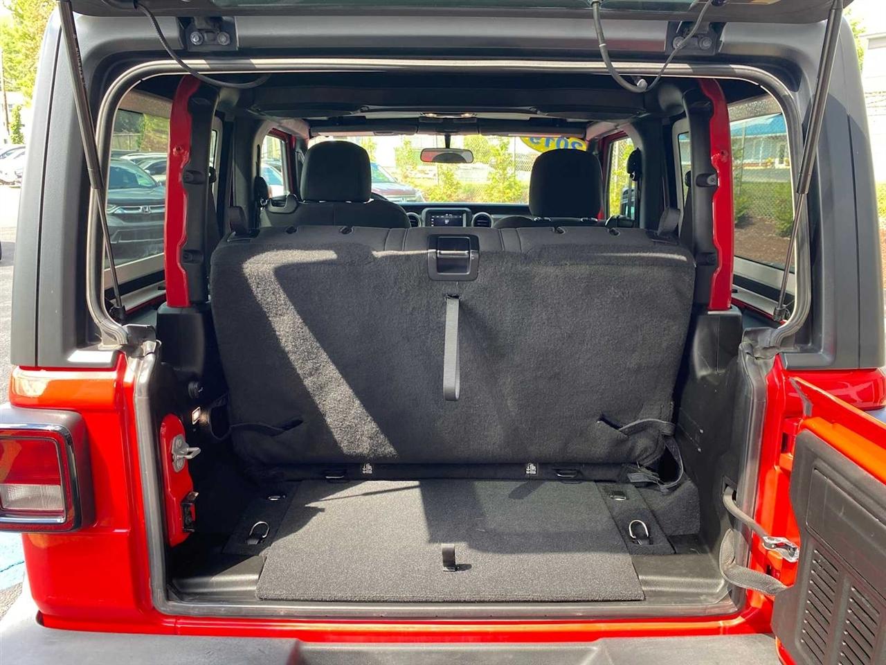 Jeep Wrangler Sport 4WD 2019