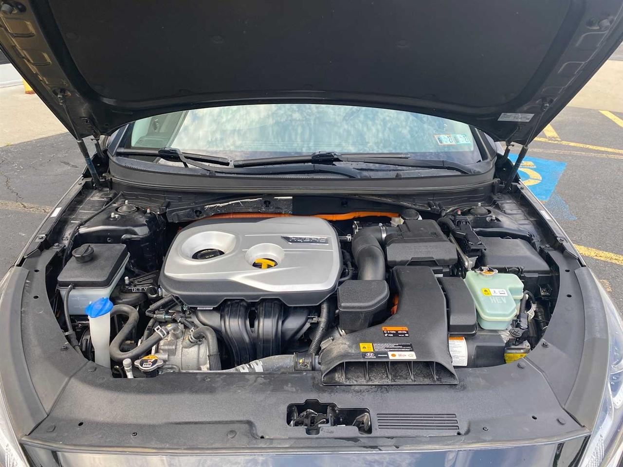 Hyundai Sonata Hybrid SE 2019