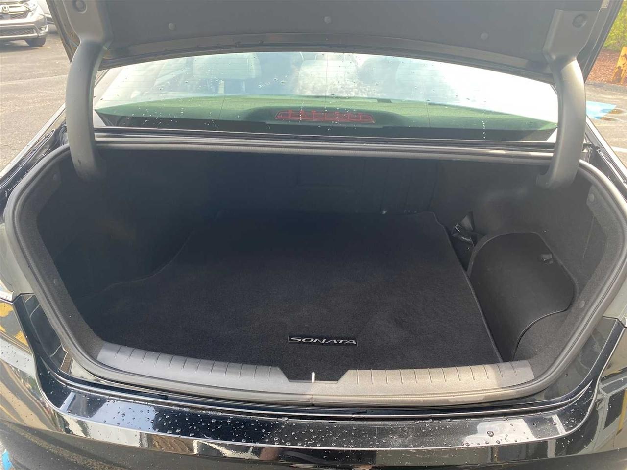 Hyundai Sonata Hybrid SE 2019
