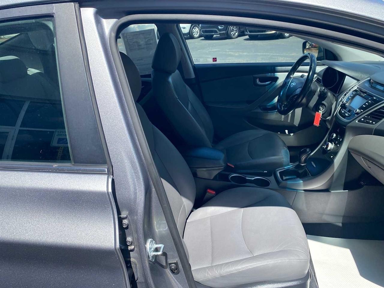 Hyundai Elantra Limited 2014