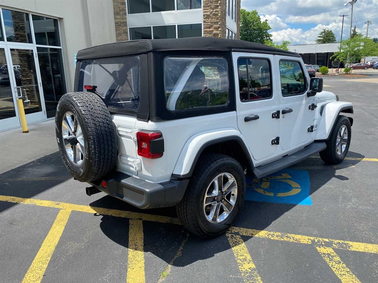Jeep Wrangler Unlimited Sahara 2018