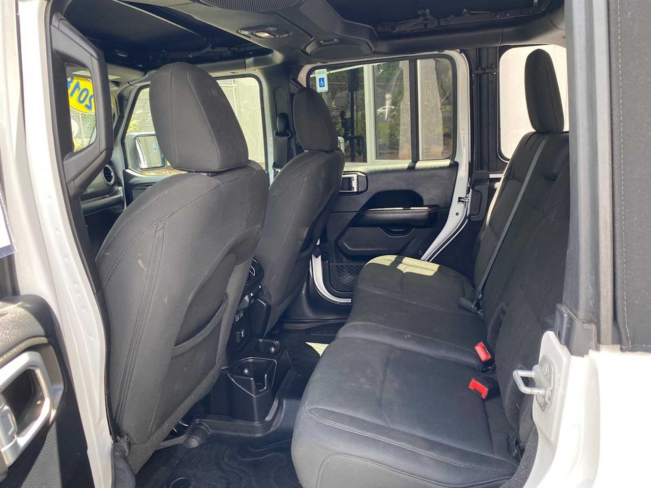Jeep Wrangler Unlimited Sahara 2018