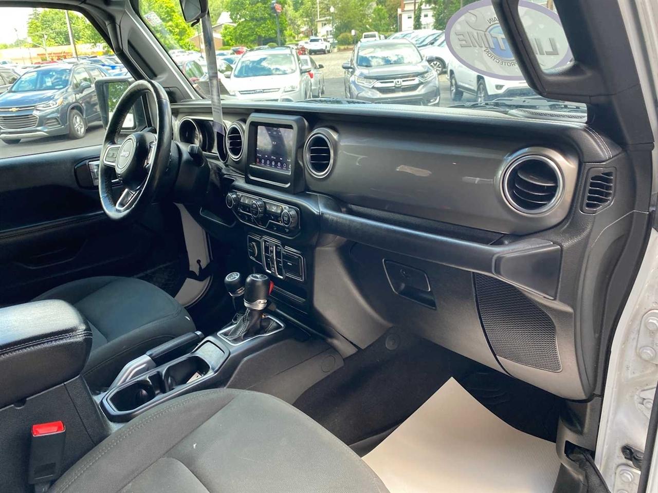 Jeep Wrangler Unlimited Sahara 2018