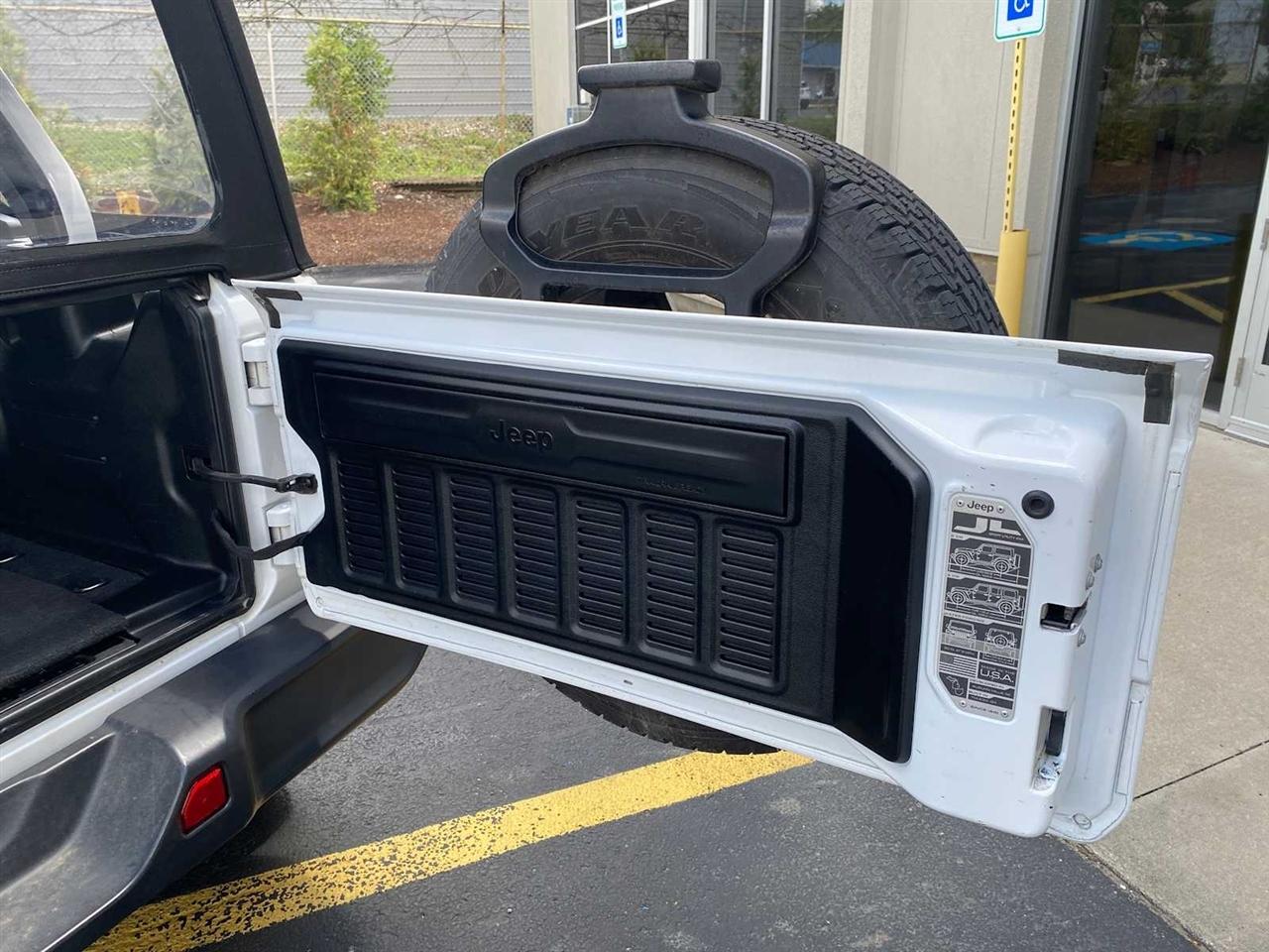 Jeep Wrangler Unlimited Sahara 2018