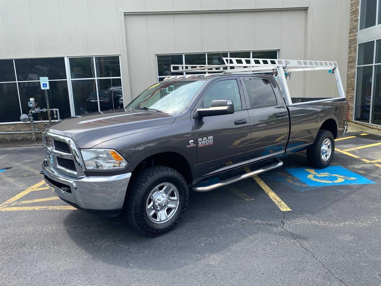 RAM 3500 Tradesman Crew Cab 4WD 2018