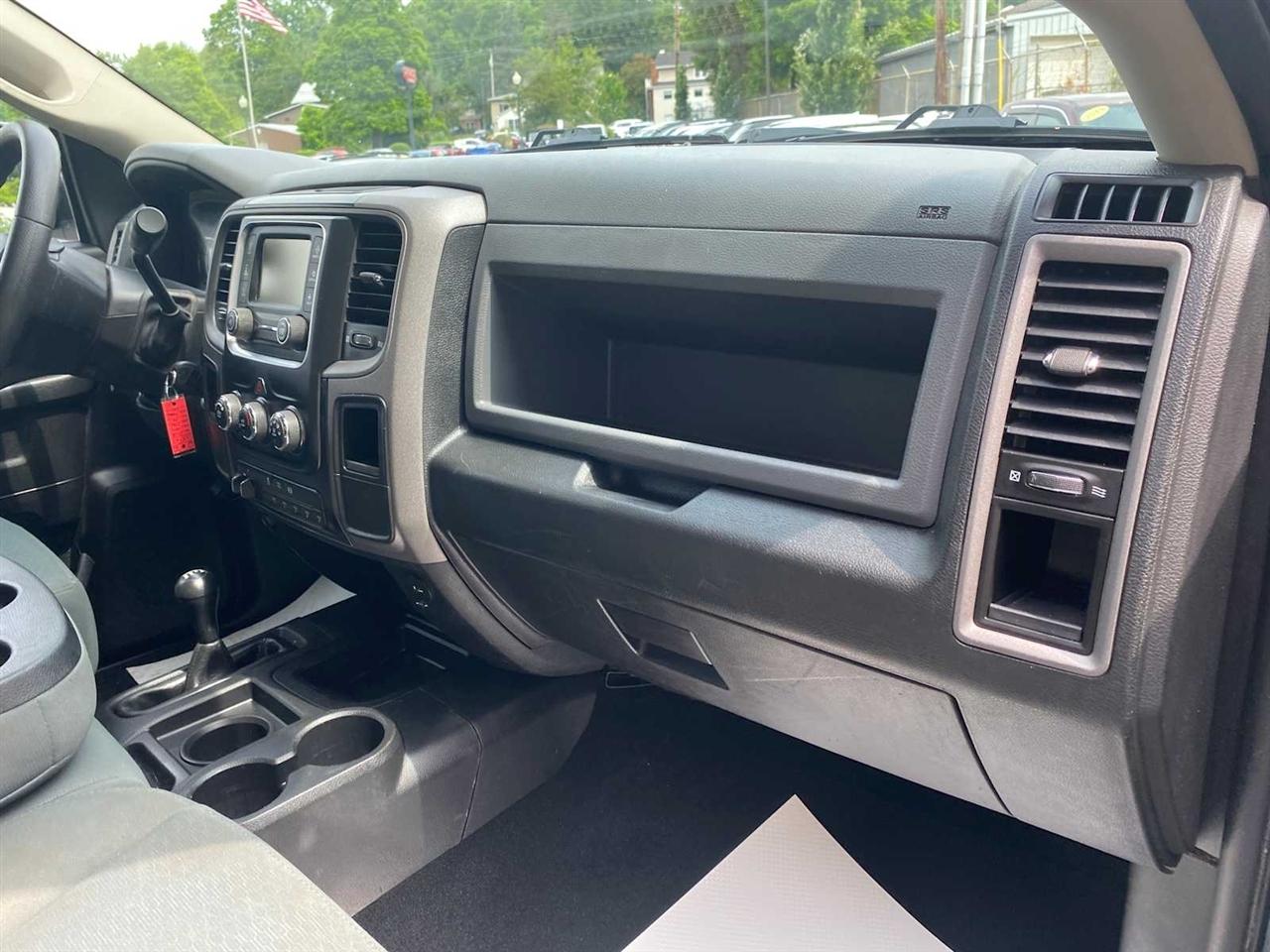 RAM 3500 Tradesman Crew Cab 4WD 2018