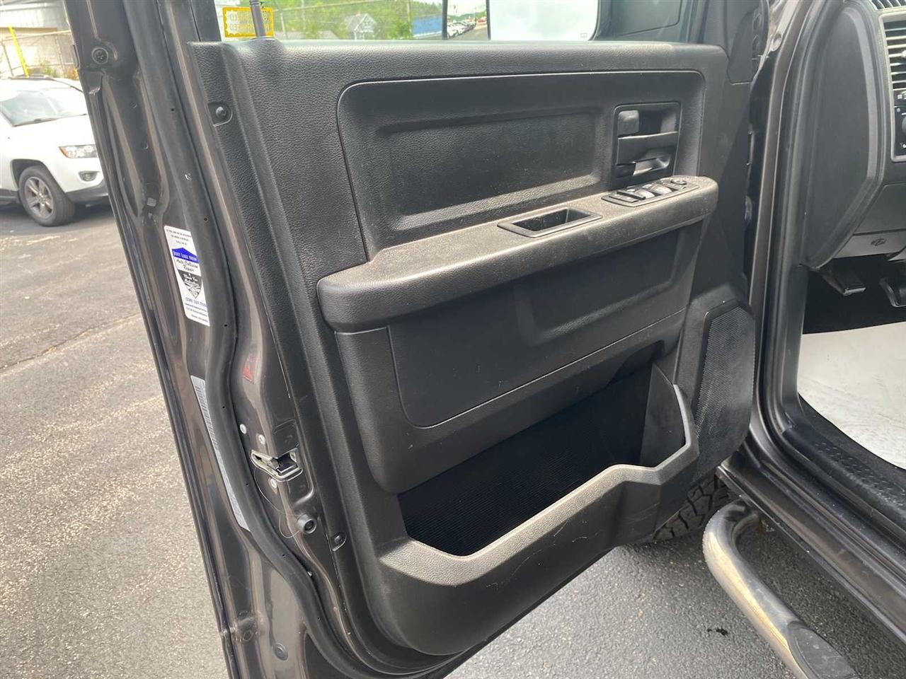 RAM 3500 Tradesman Crew Cab 4WD 2018