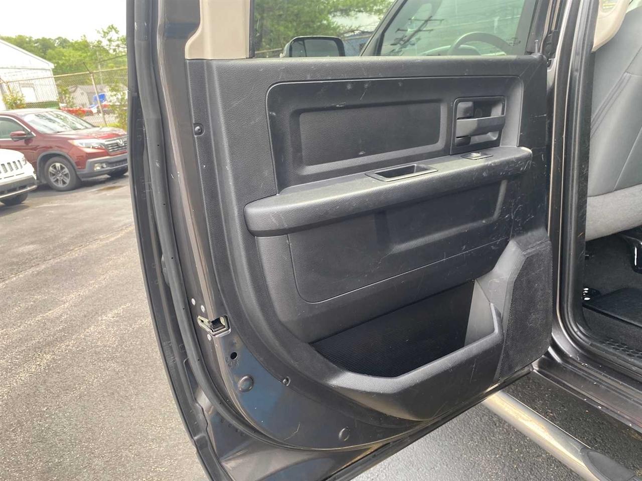 RAM 3500 Tradesman Crew Cab 4WD 2018