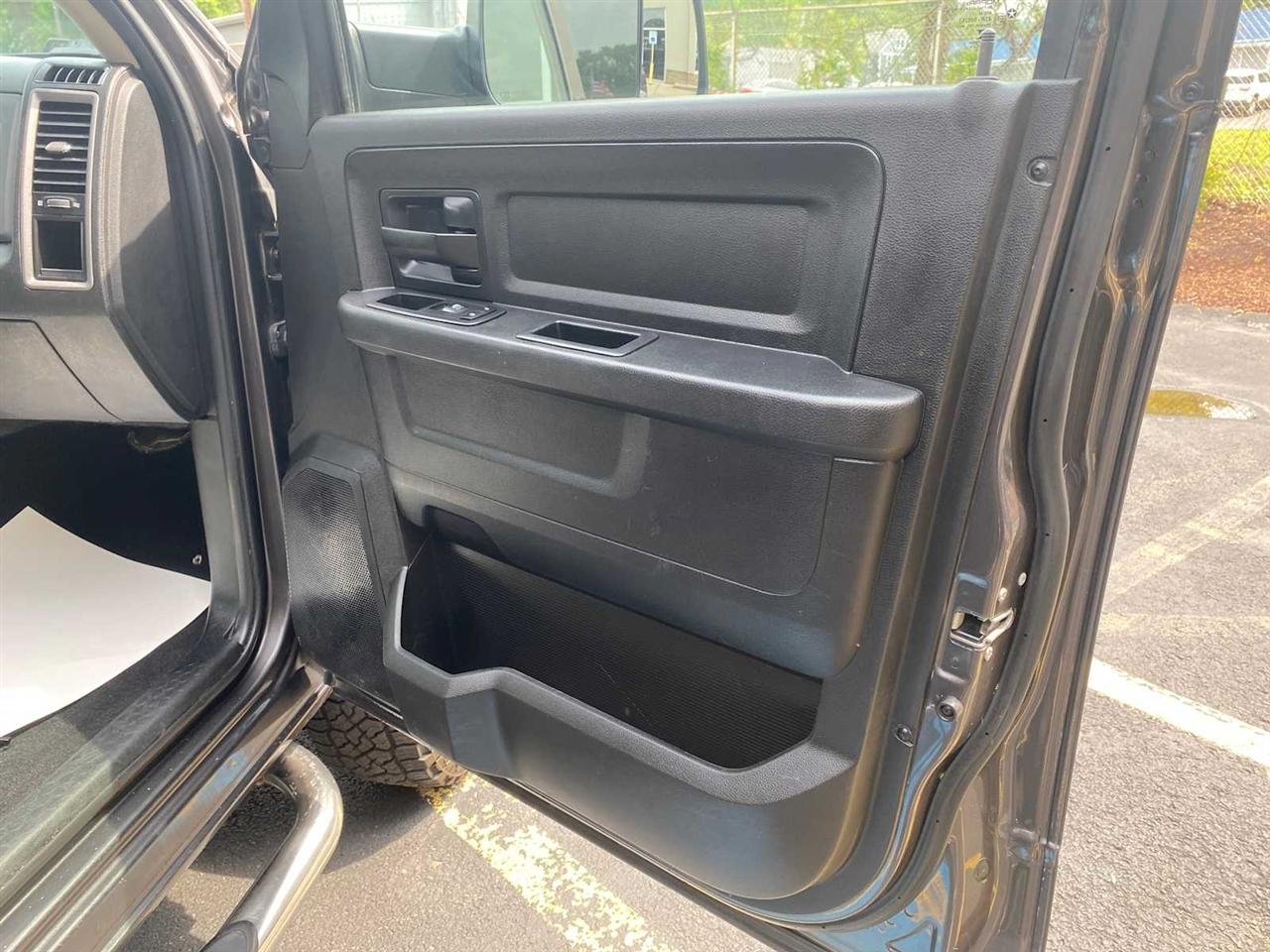 RAM 3500 Tradesman Crew Cab 4WD 2018