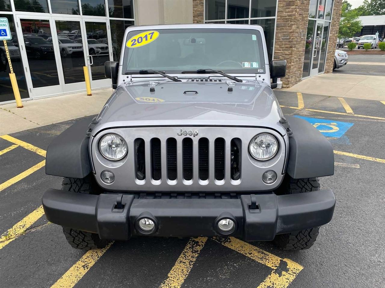 Jeep Wrangler Unlimited Sport 4WD 2017