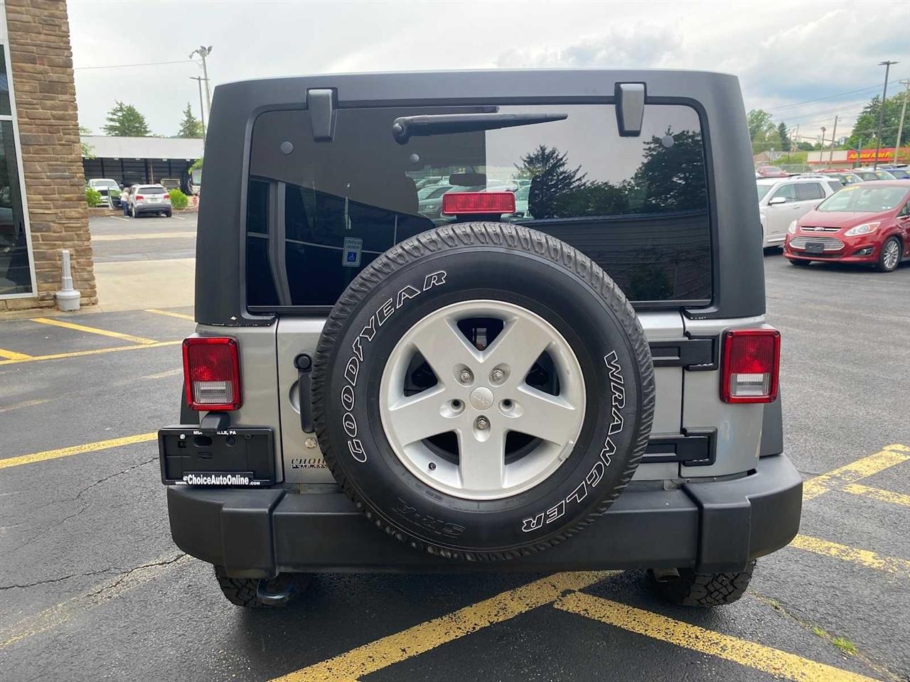 Jeep Wrangler Unlimited Sport 4WD 2017