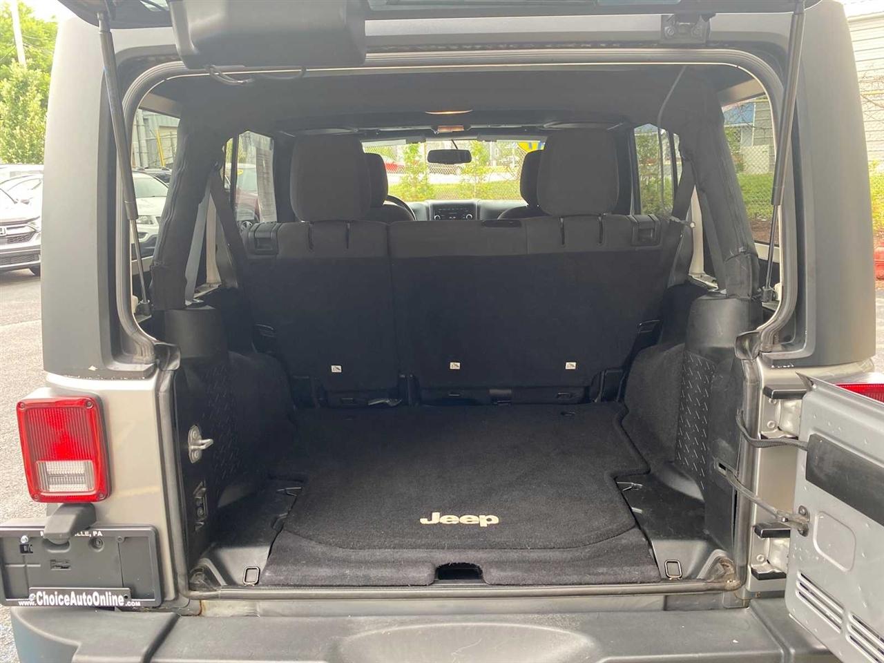 Jeep Wrangler Unlimited Sport 4WD 2017