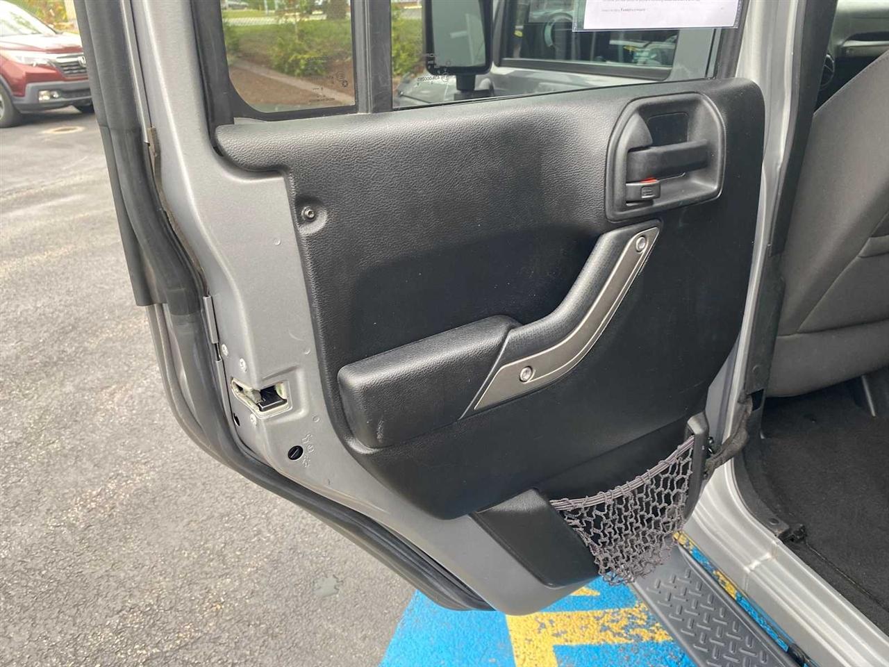 Jeep Wrangler Unlimited Sport 4WD 2017