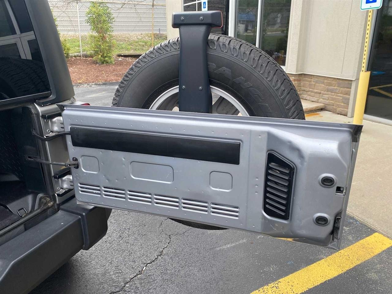 Jeep Wrangler Unlimited Sport 4WD 2017