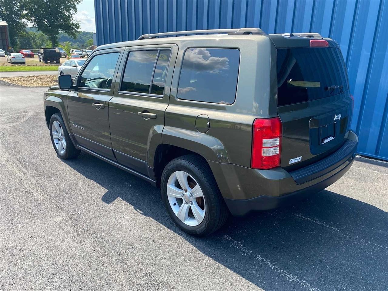 Jeep Patriot Latitude 2WD 2016