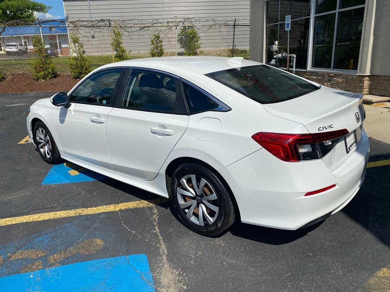 Honda Civic LX Sedan CVT 2022