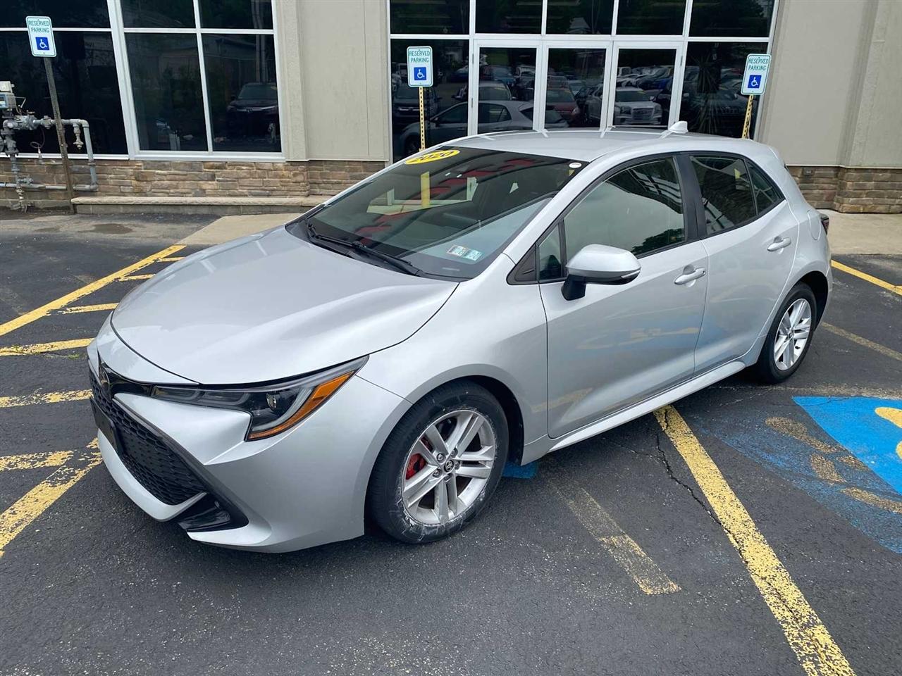 Toyota Corolla SE Hatchback 2020