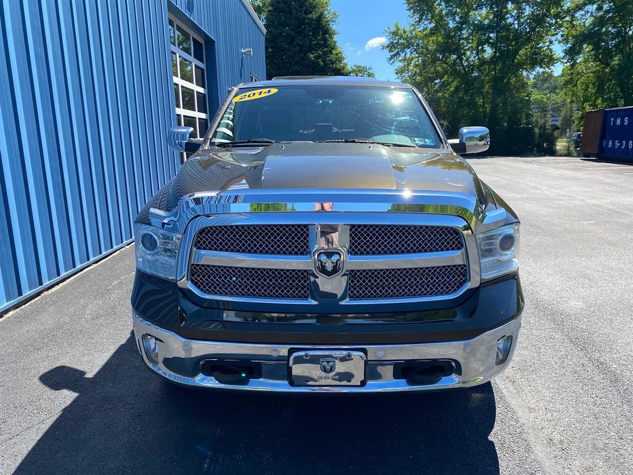 RAM 1500 Laramie Longhorn Edition Crew Cab SWB 4WD 2014