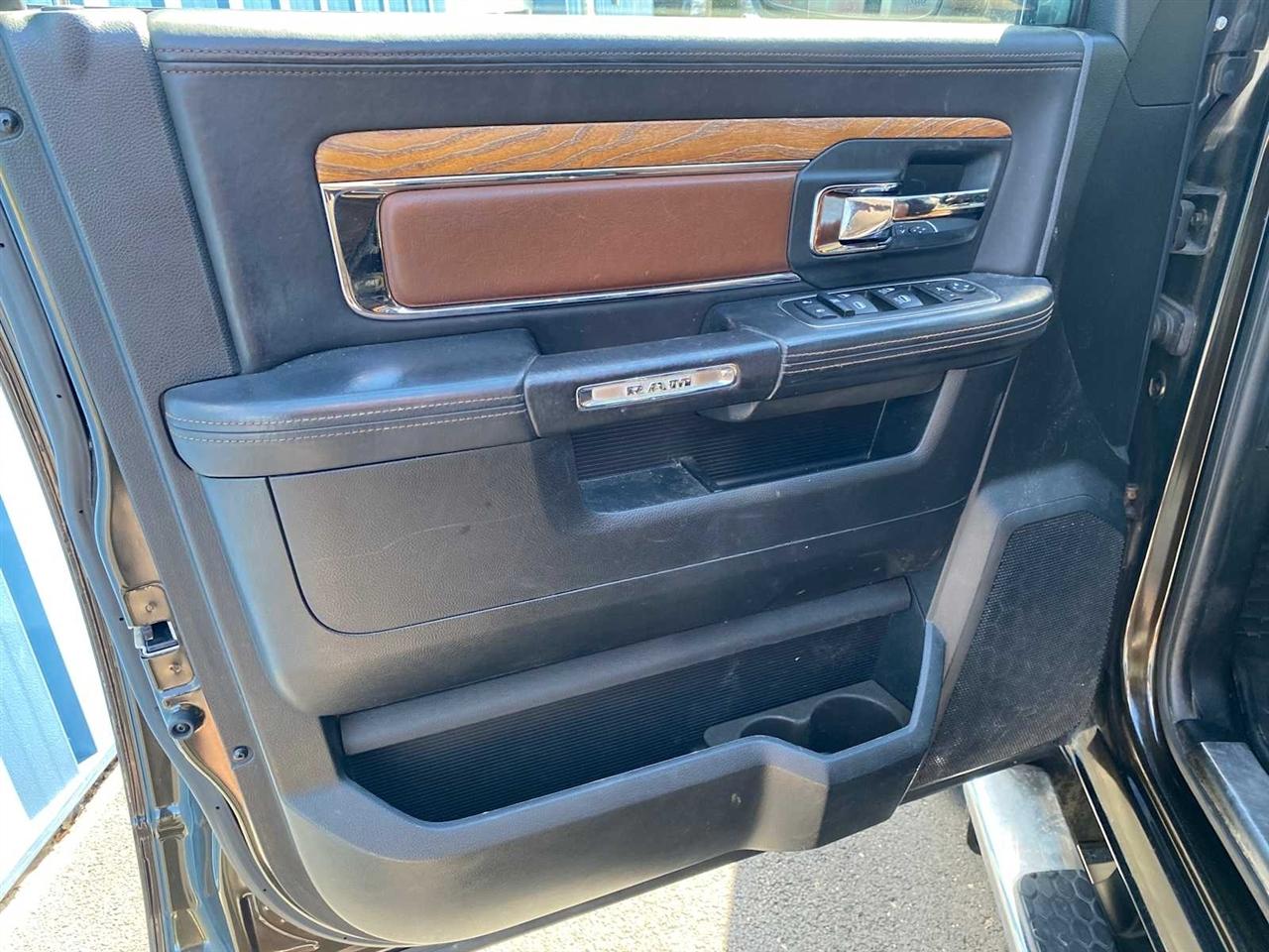RAM 1500 Laramie Longhorn Edition Crew Cab SWB 4WD 2014
