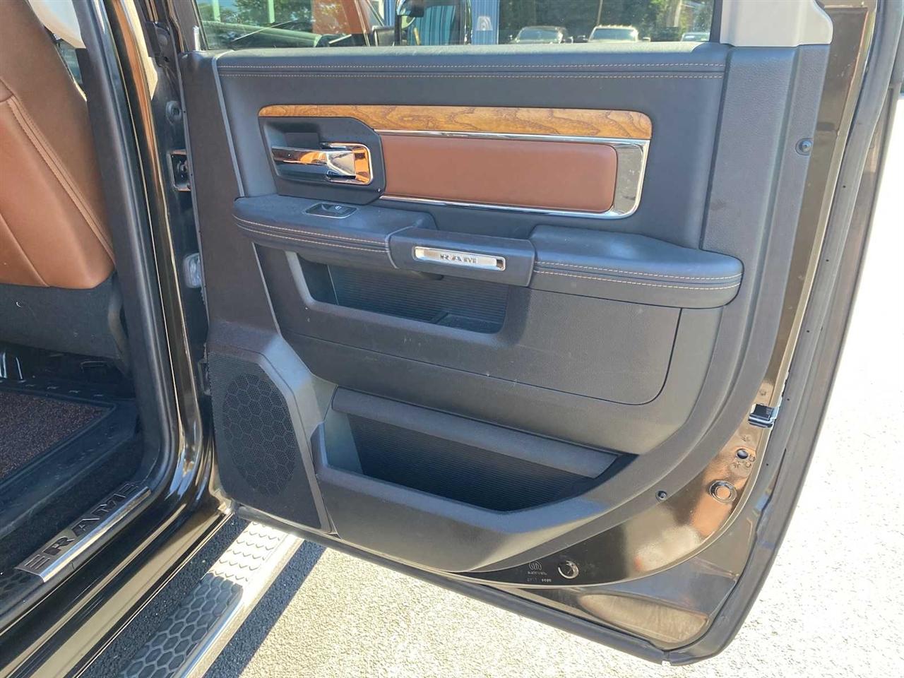 RAM 1500 Laramie Longhorn Edition Crew Cab SWB 4WD 2014
