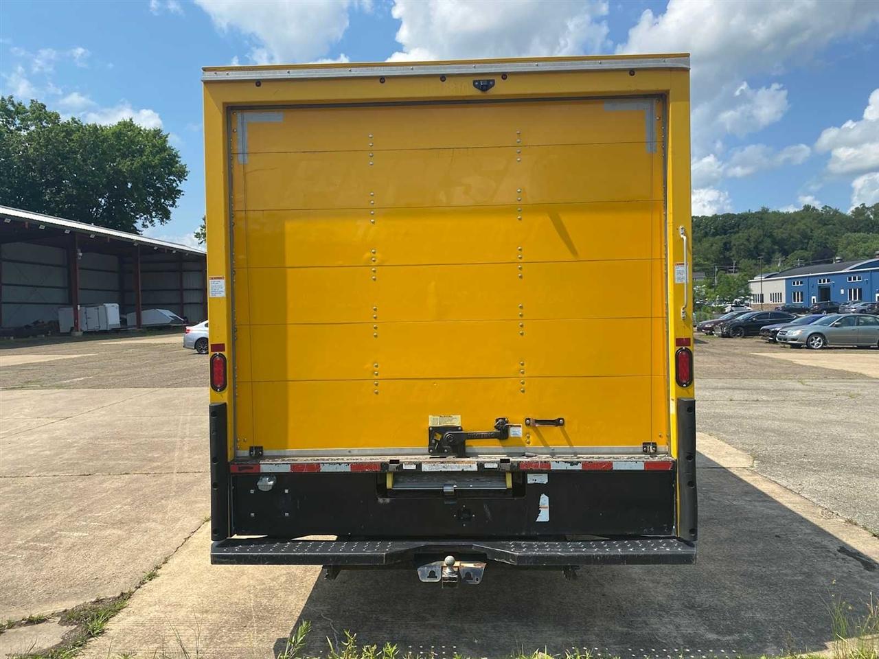 GMC Savana G3500 177 in. 2021