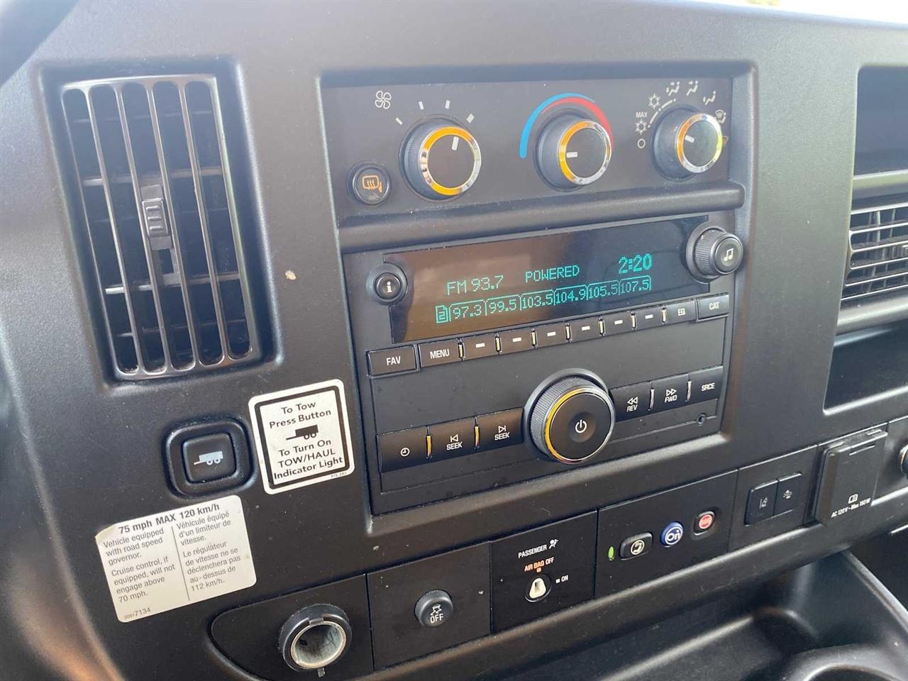 GMC Savana G3500 177 in. 2021