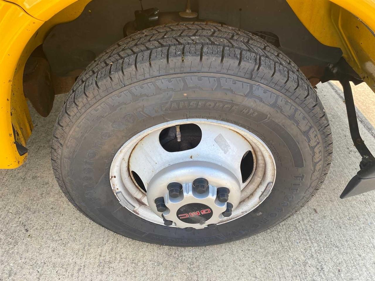 GMC Savana G3500 177 in. 2021