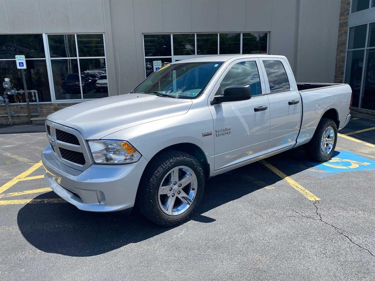 RAM 1500 Express 4x4 Quad Cab 6'4" Box 2013