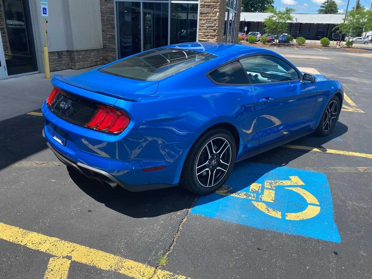 Ford Mustang GT Premium Coupe 2019