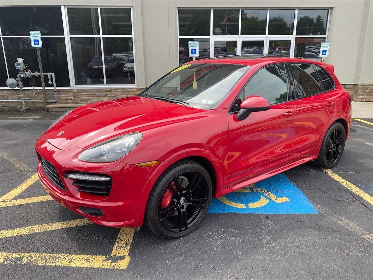 Porsche Cayenne GTS 2013