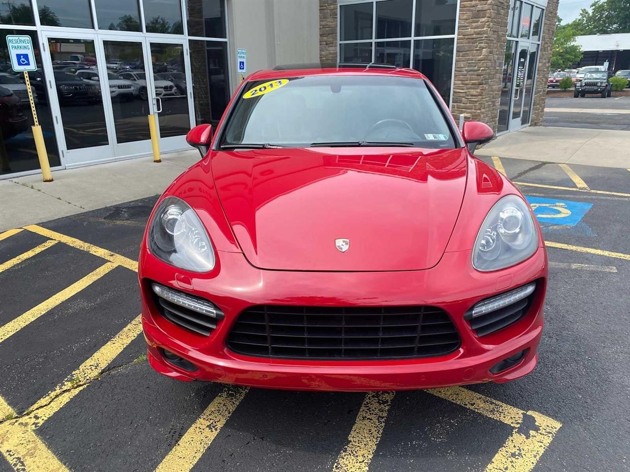 Porsche Cayenne GTS 2013