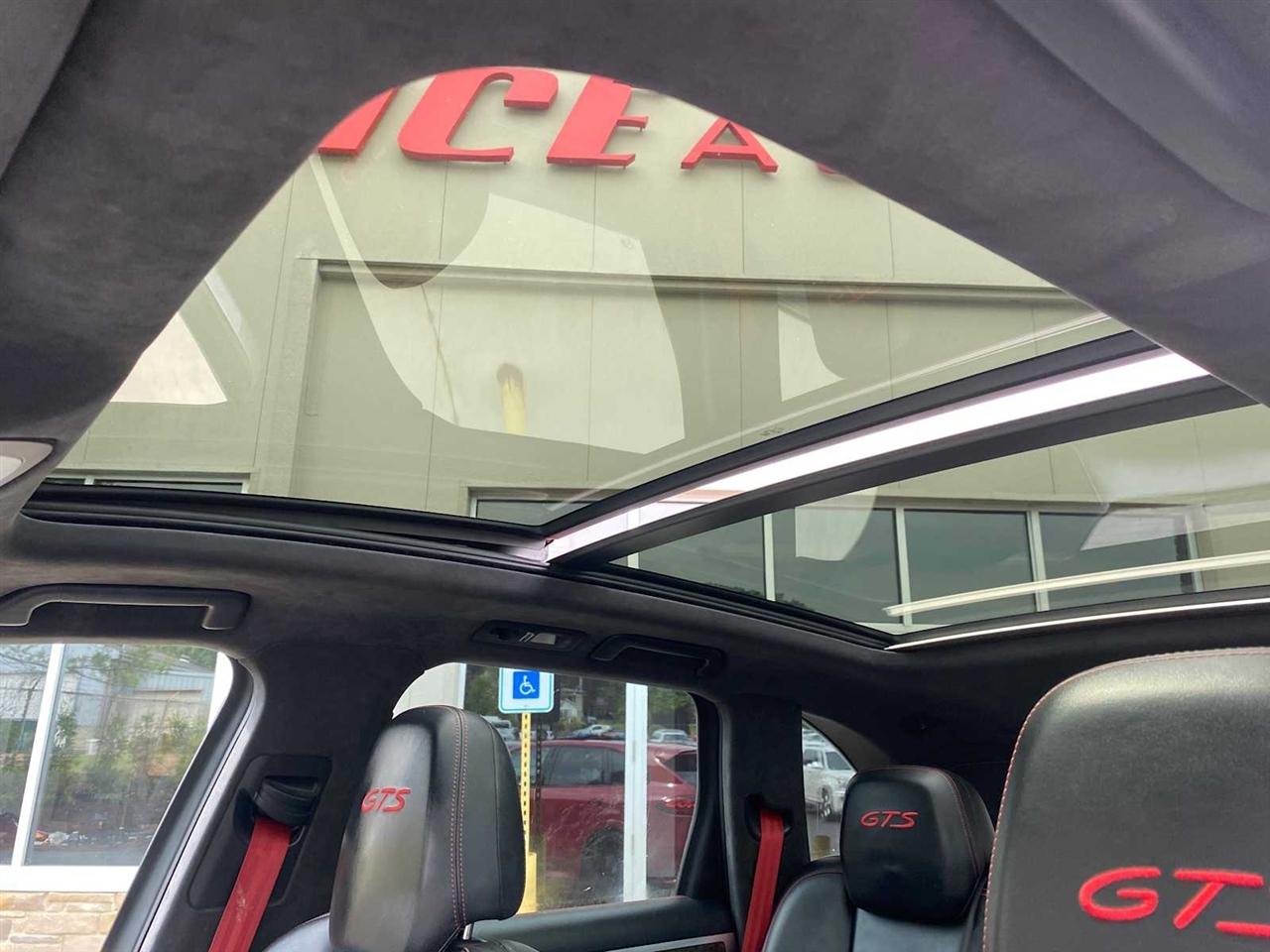 Porsche Cayenne GTS 2013