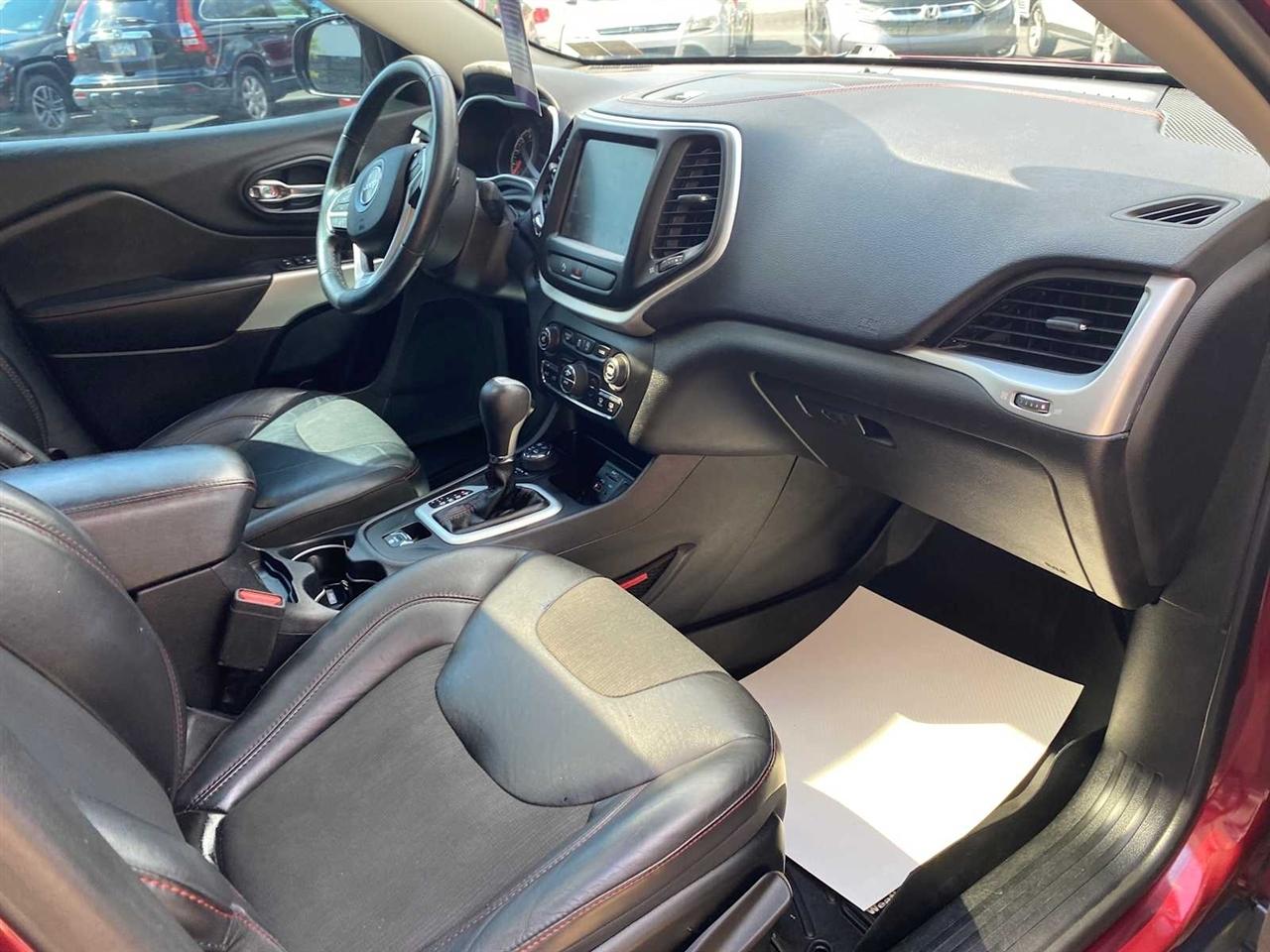 Jeep Cherokee Trailhawk 4WD 2018