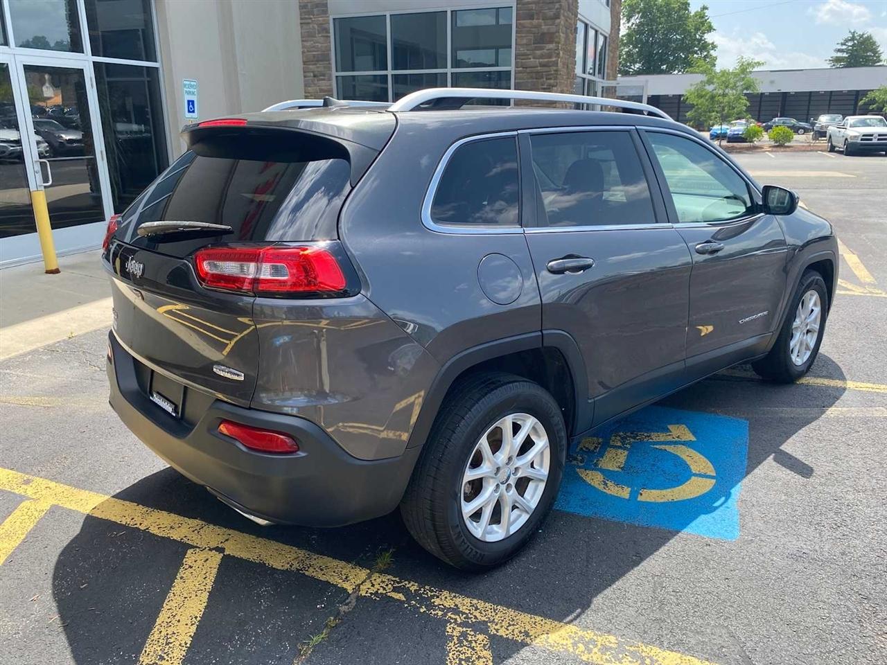 Jeep Cherokee Latitude 4WD 2016