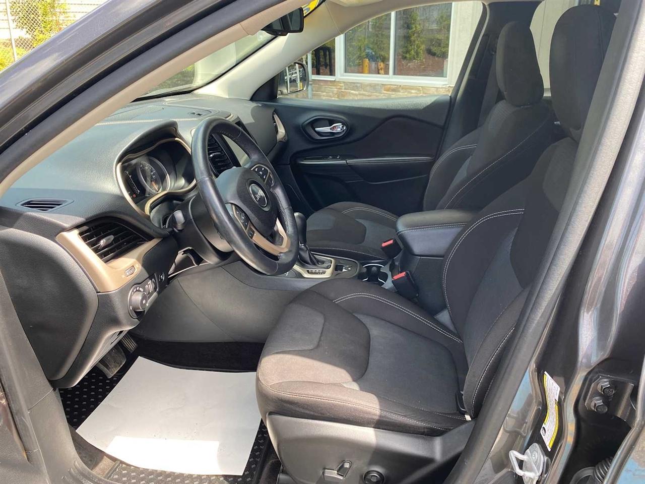 Jeep Cherokee Latitude 4WD 2016