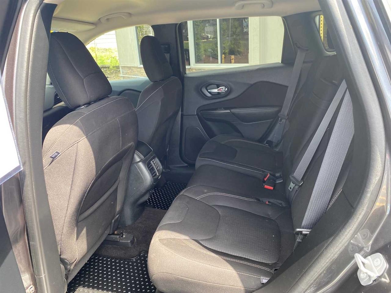Jeep Cherokee Latitude 4WD 2016