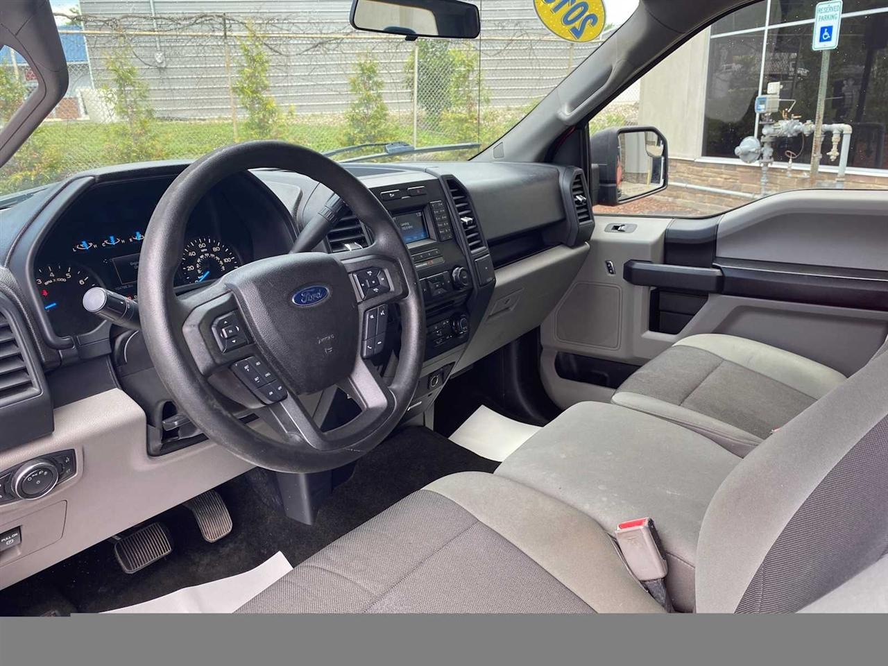 Ford F-150 XL SuperCrew 5.5-ft. Bed 4WD 2015