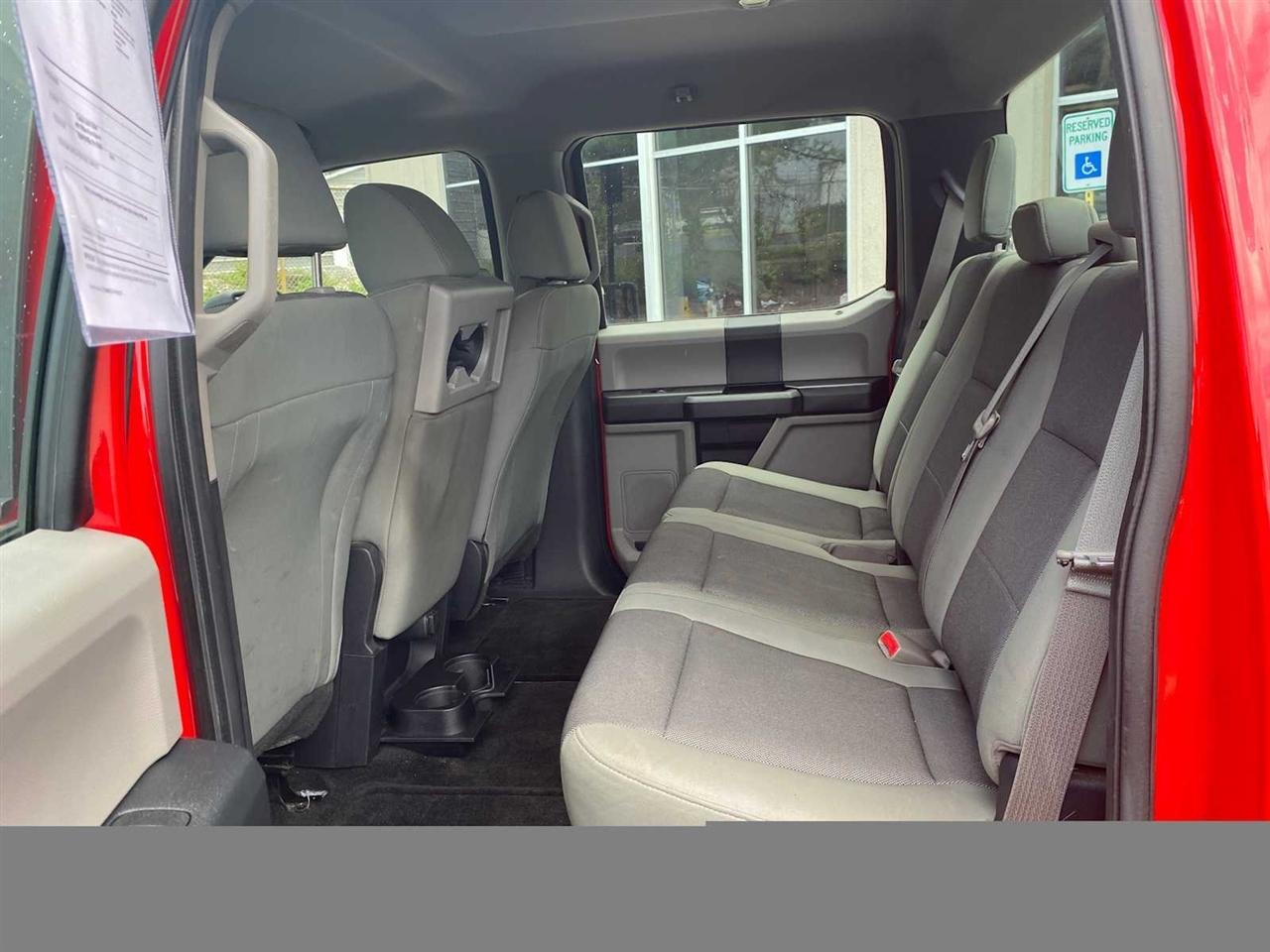 Ford F-150 XL SuperCrew 5.5-ft. Bed 4WD 2015