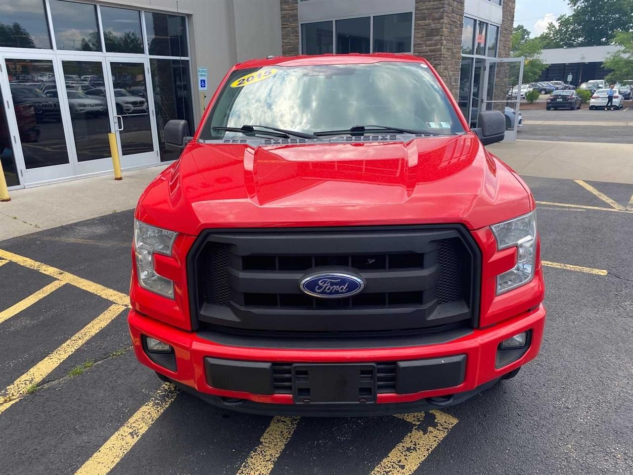 Ford F-150 XL SuperCrew 5.5-ft. Bed 4WD 2015