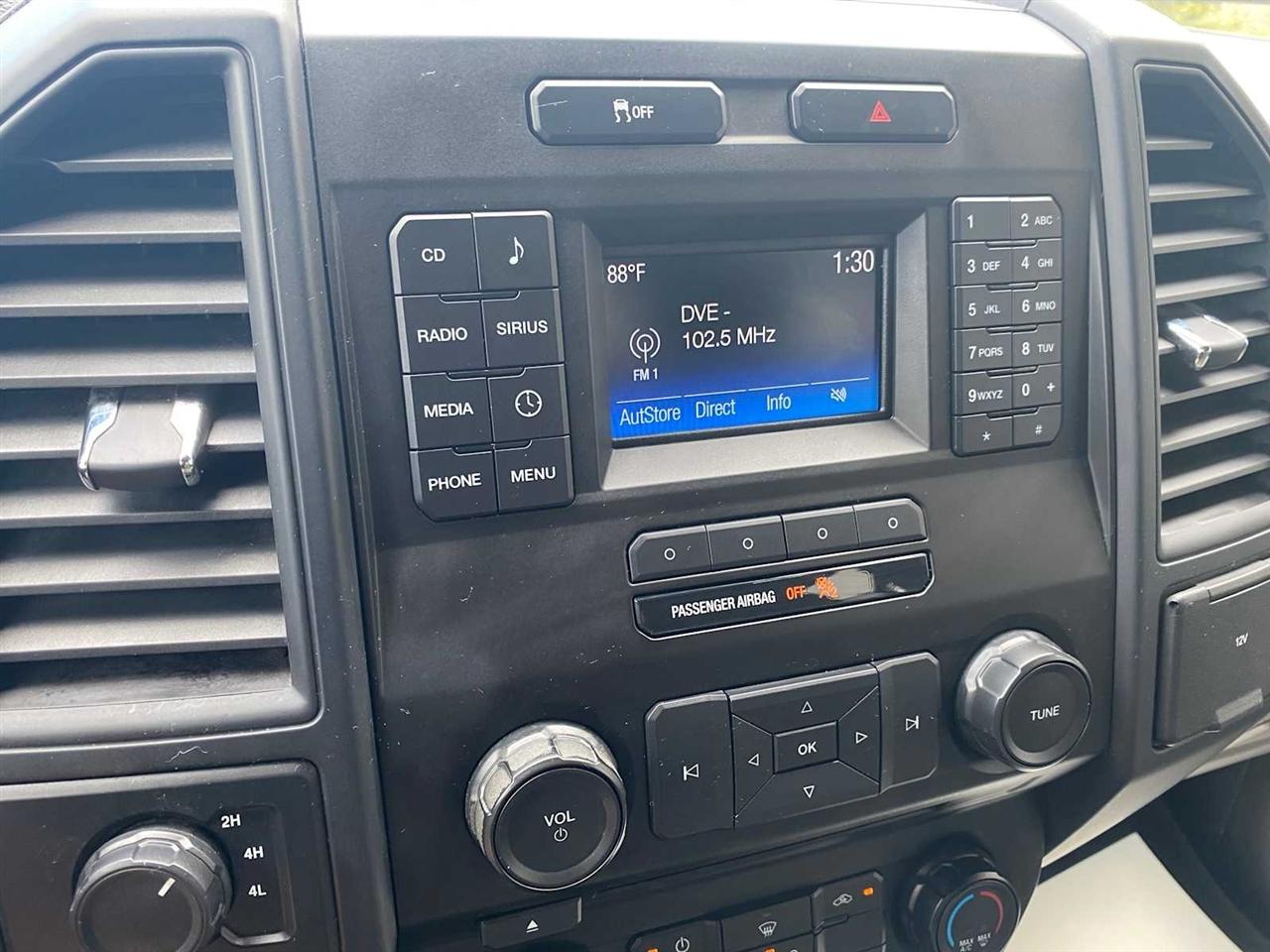 Ford F-150 XL SuperCrew 5.5-ft. Bed 4WD 2015
