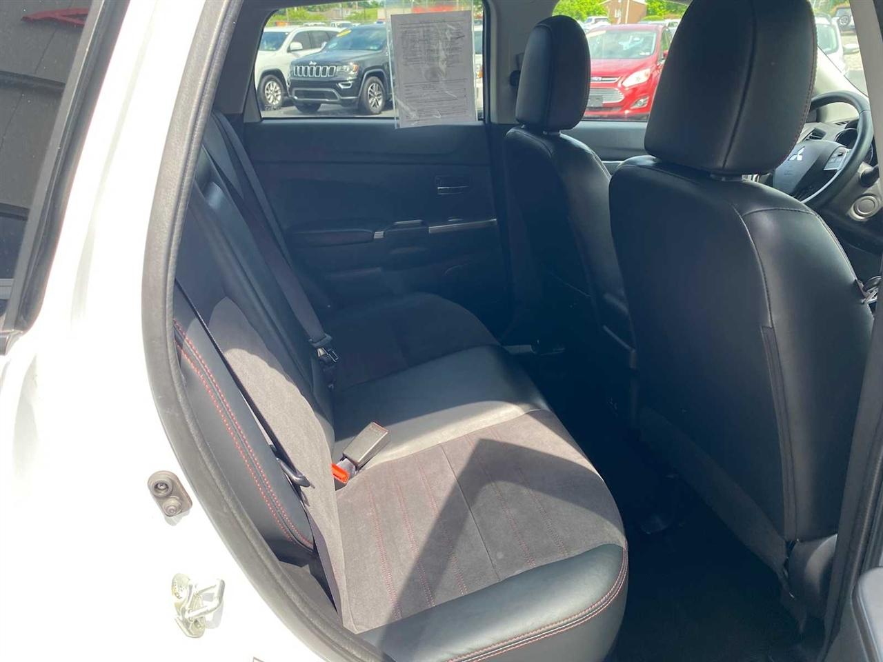 Mitsubishi Outlander Sport 2.0 ES 4WD 2023