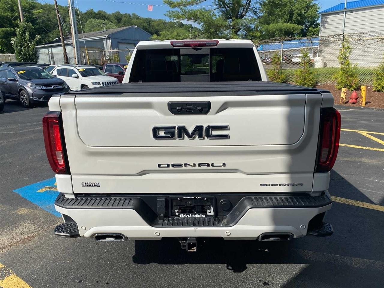GMC Sierra 1500 Denali Ultimate Crew Cab 4WD 2024