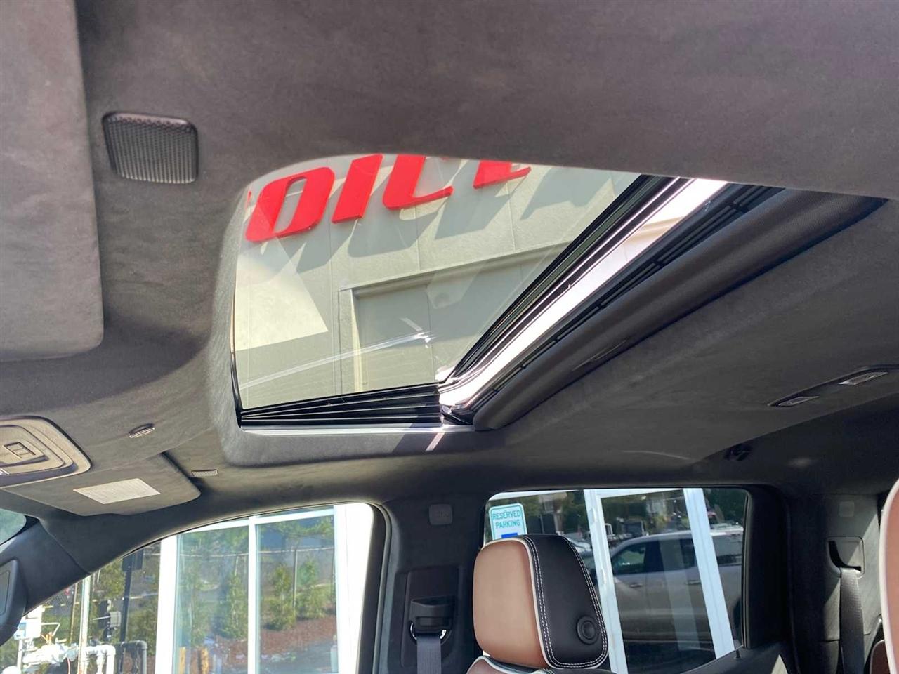 GMC Sierra 1500 Denali Ultimate Crew Cab 4WD 2024